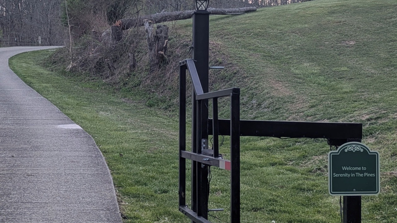 Photo of Outdoor in Fall Rock