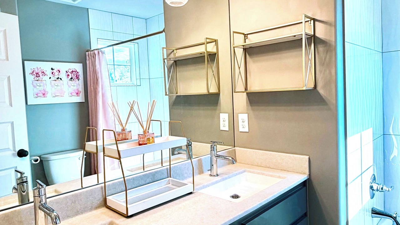 Photo of Bathroom in Shawnee