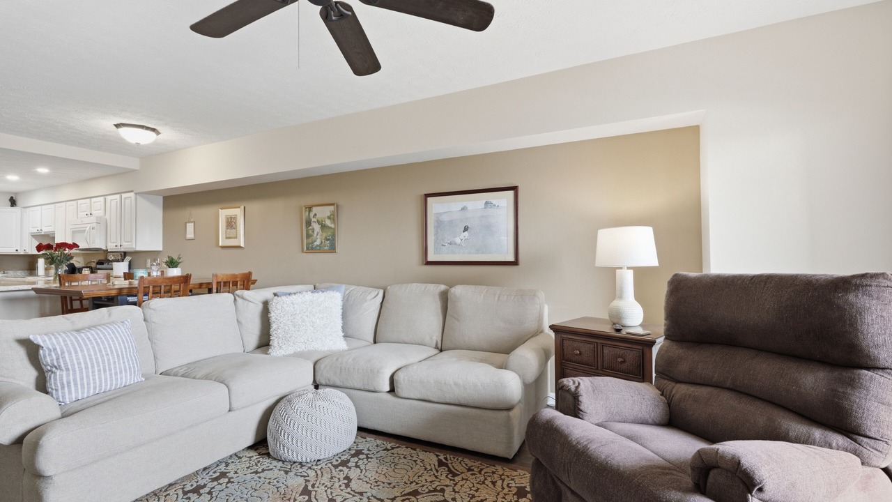 Photo of Livingroom in Maryville