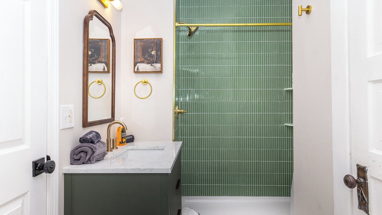 Photo of Bathroom in Shelby Park