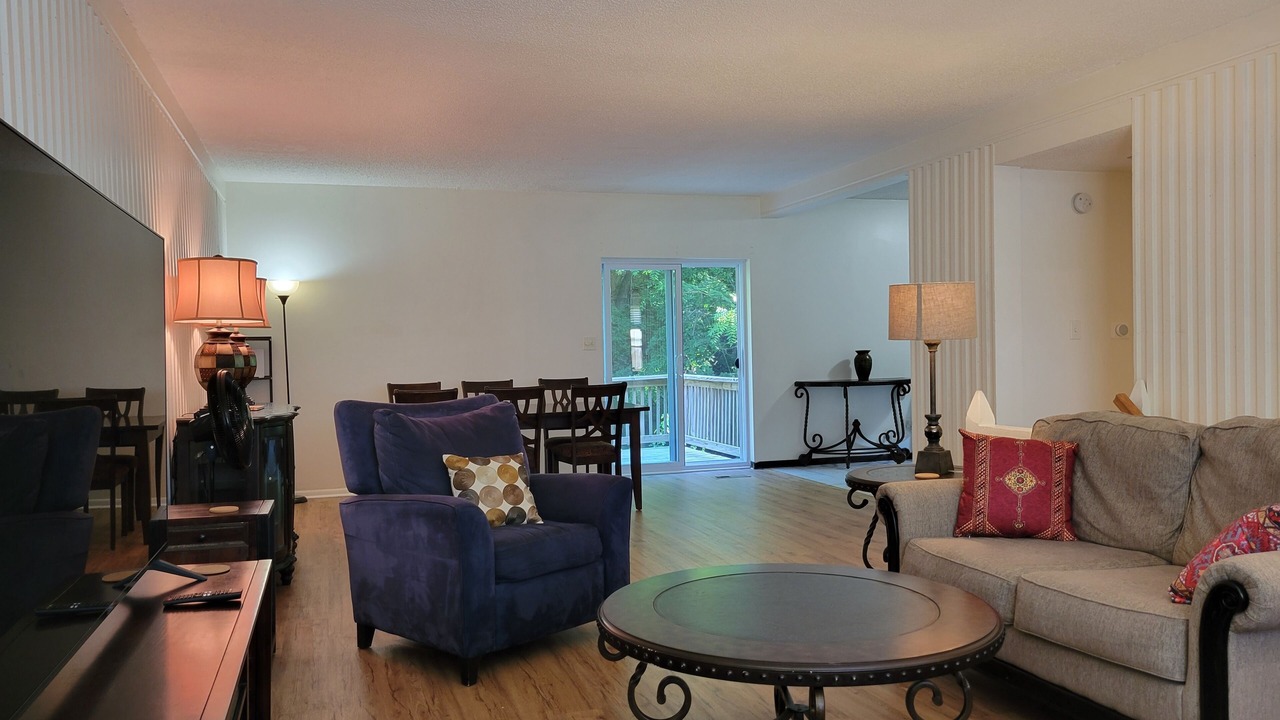 Photo of Livingroom in Raytown