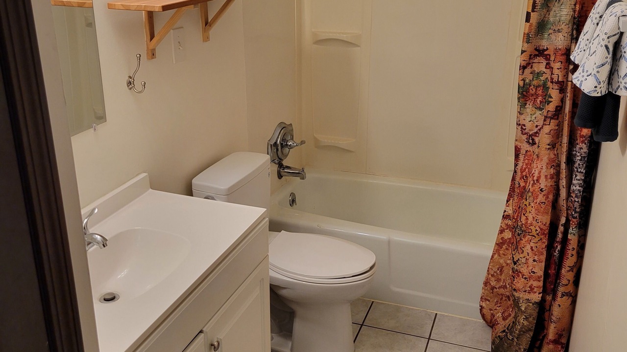 Photo of Bathroom in Raytown