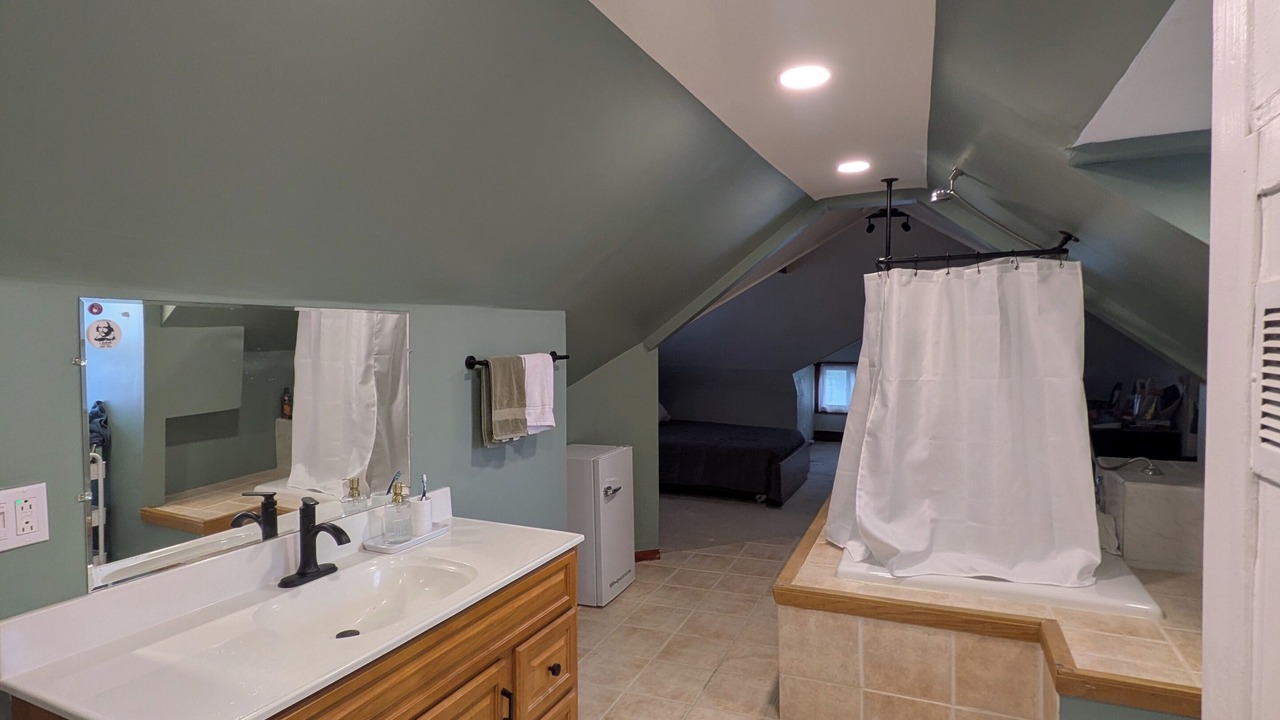 Photo of Bathroom in South Kansas City