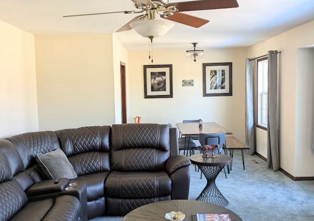 Photo of Livingroom in Bel Aire