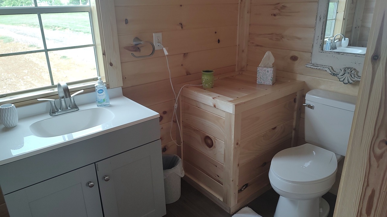 Photo of Bathroom in Dickson County