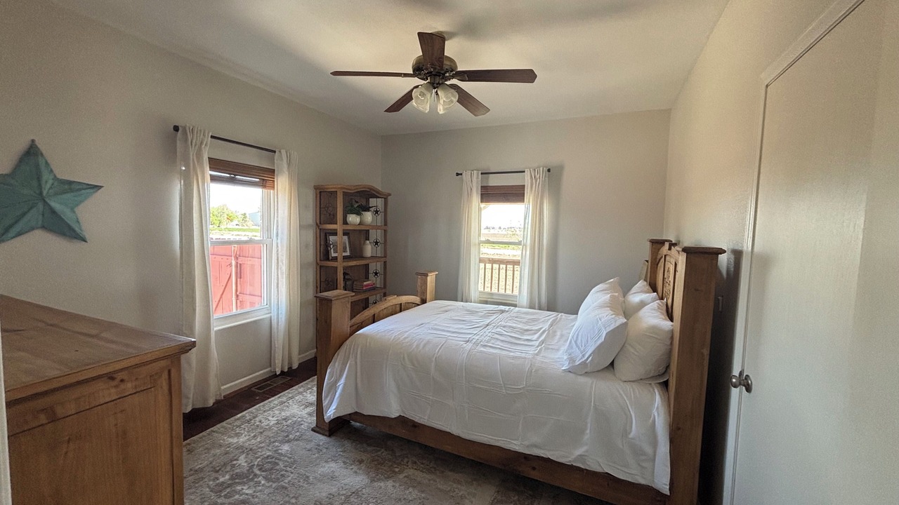 Photo of Bedroom in Lamar