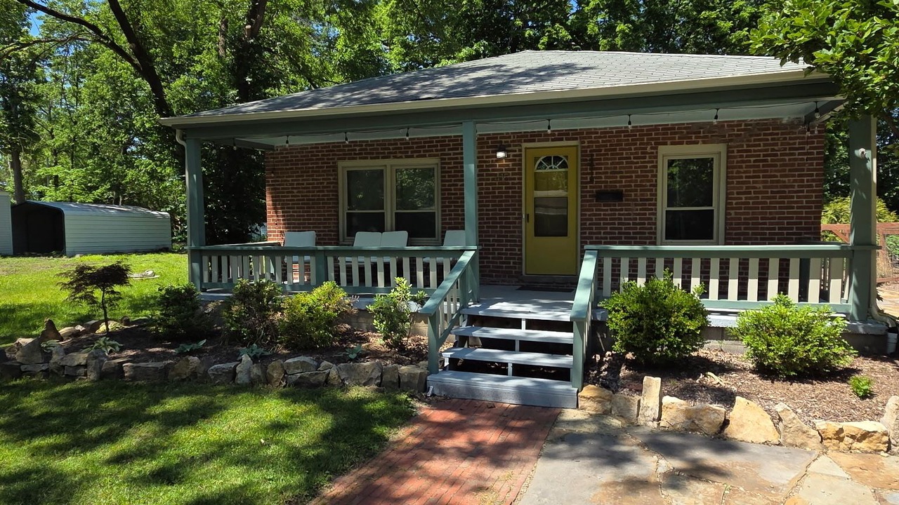 Photo of Outdoor in Lawrence