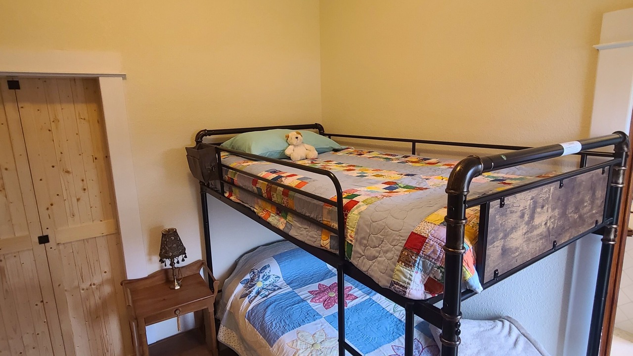 Photo of Bedroom in Antelope County