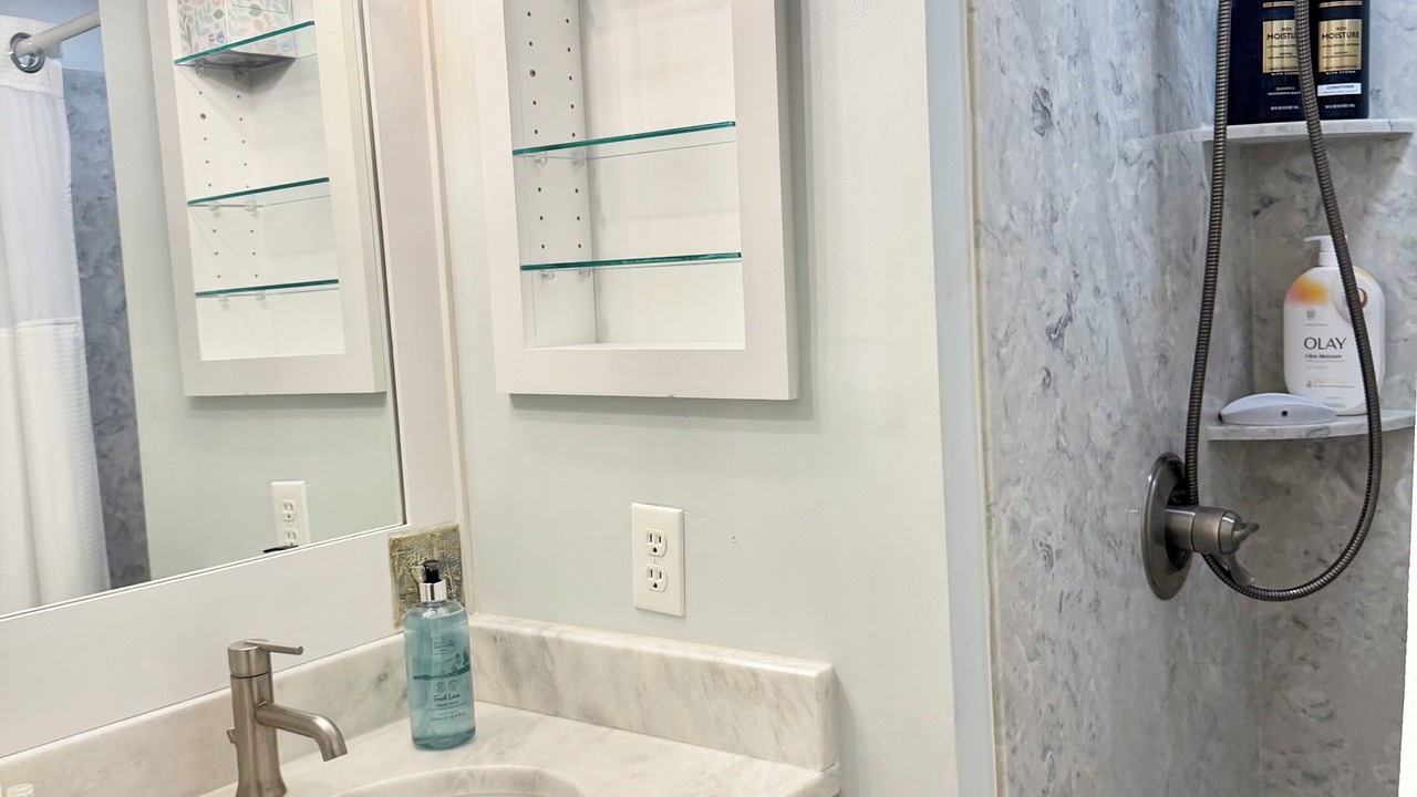 Photo of Bathroom in Morehead City