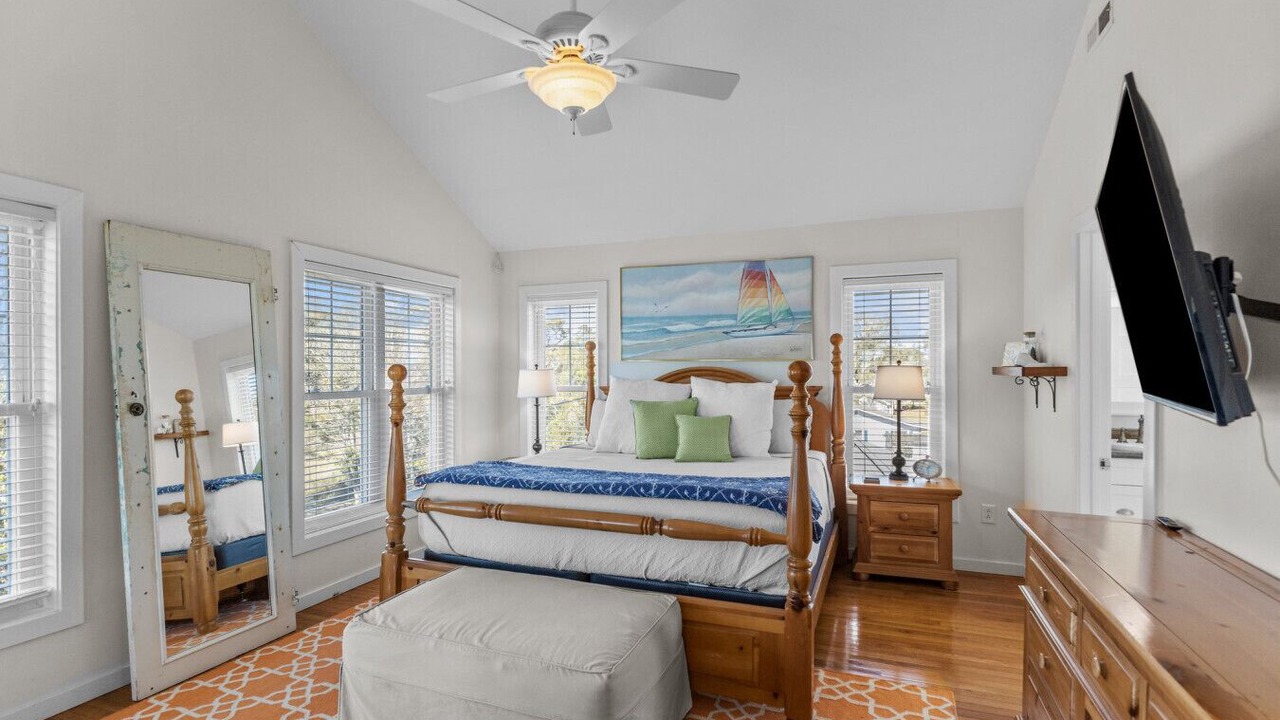 Photo of Bedroom in Harkers Island