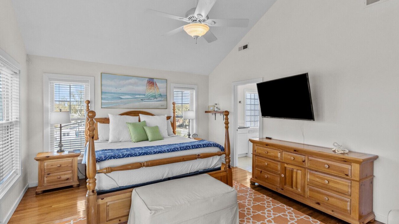 Photo of Bathroom in Harkers Island