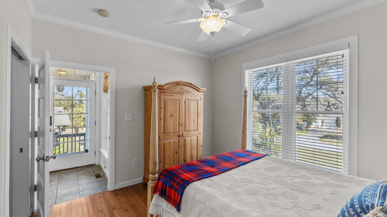 Photo of Bedroom in Harkers Island