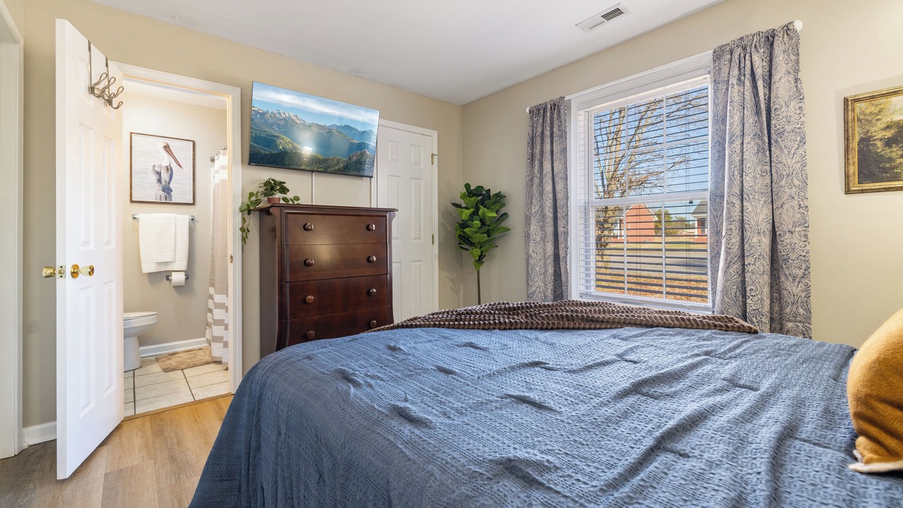 Photo of Bedroom in Murray