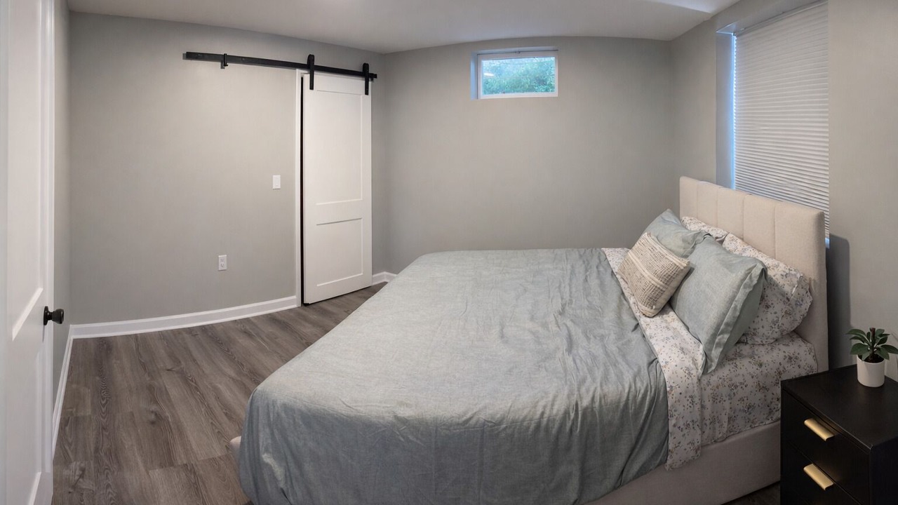 Photo of Bedroom in Lansing