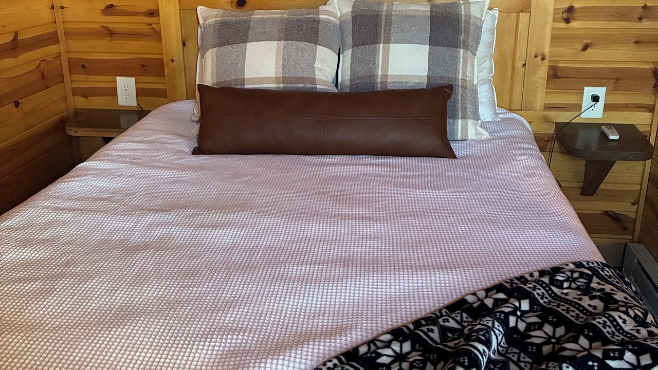 Photo of Bedroom in Clinton County