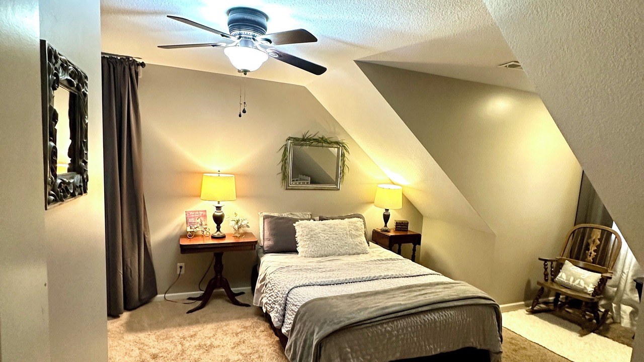 Photo of Bedroom in Liberty