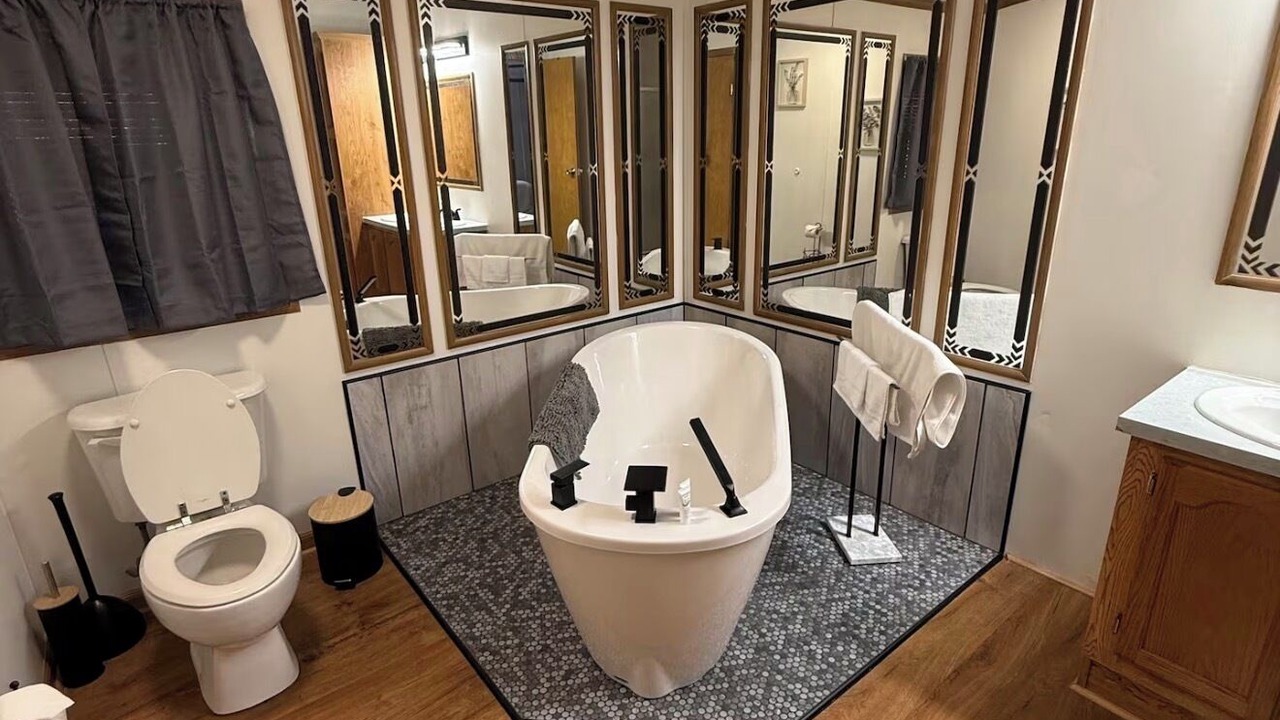 Photo of Bathroom in Cunningham