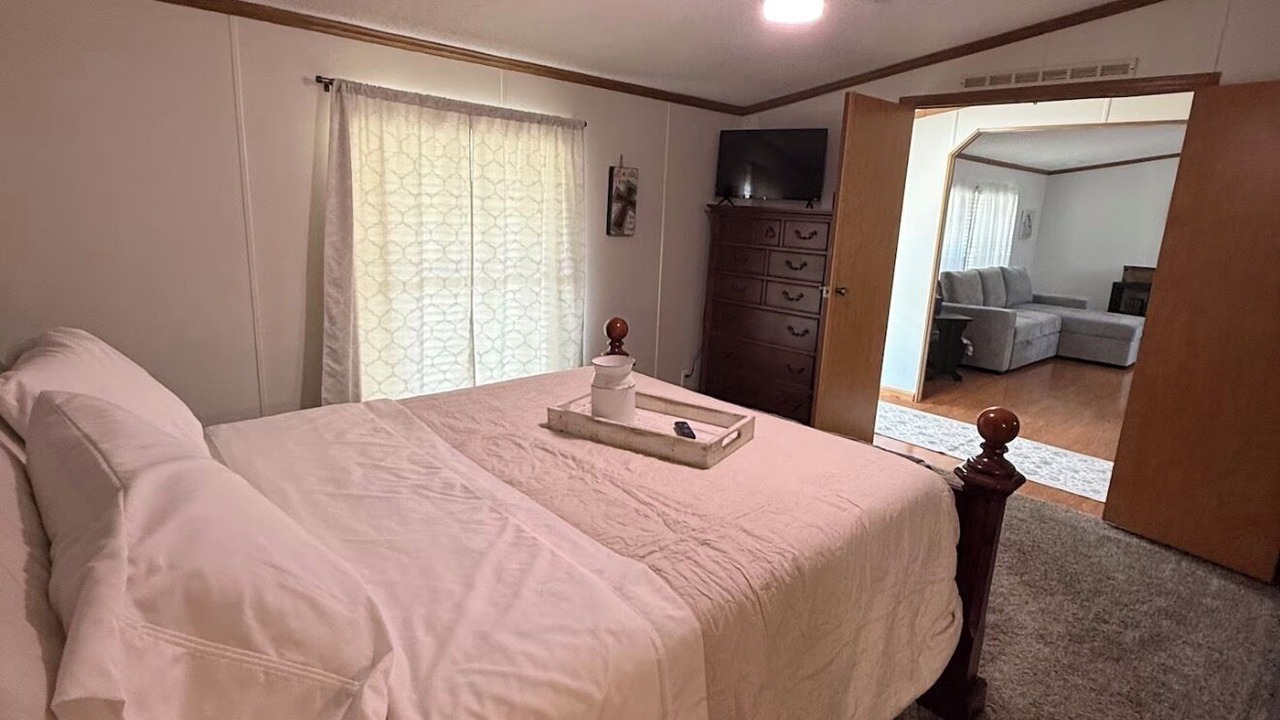 Photo of Bedroom in Cunningham