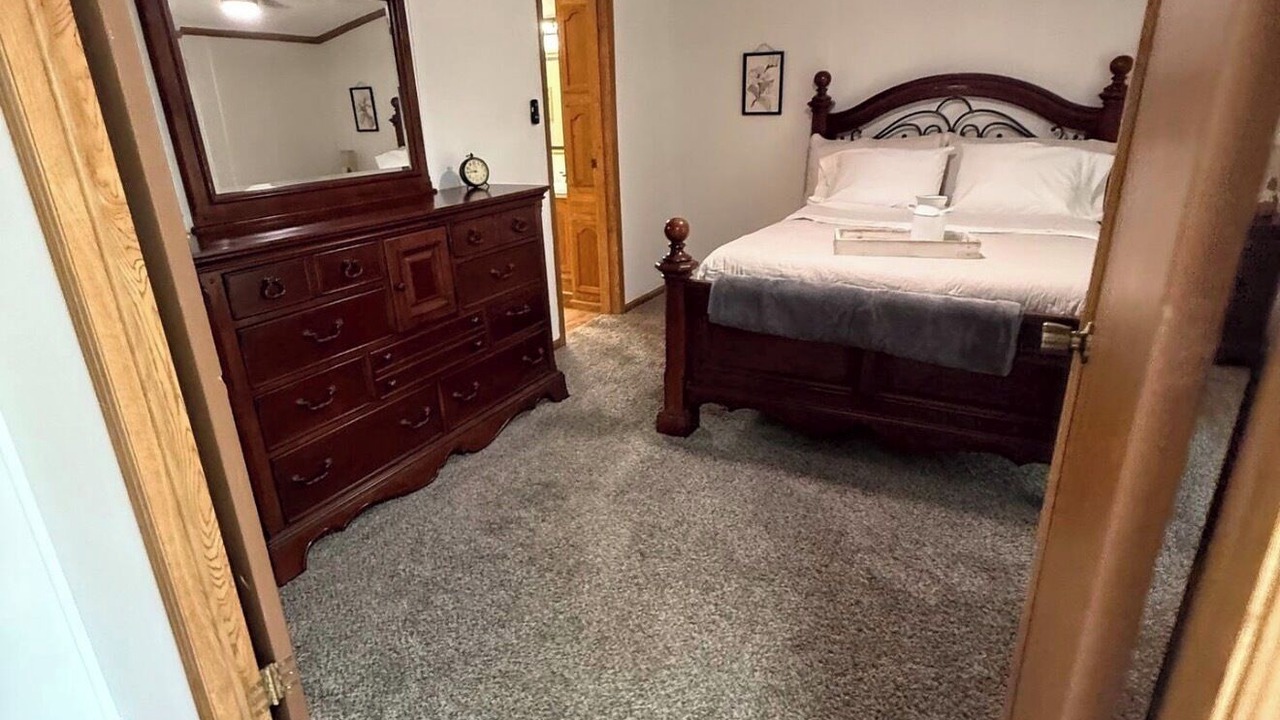 Photo of Bedroom in Cunningham