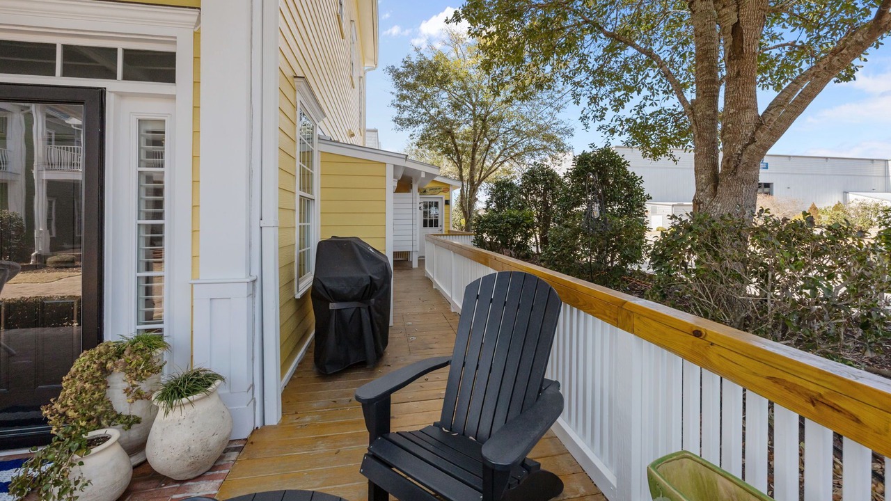 Photo of Patio Balcony in Morehead City