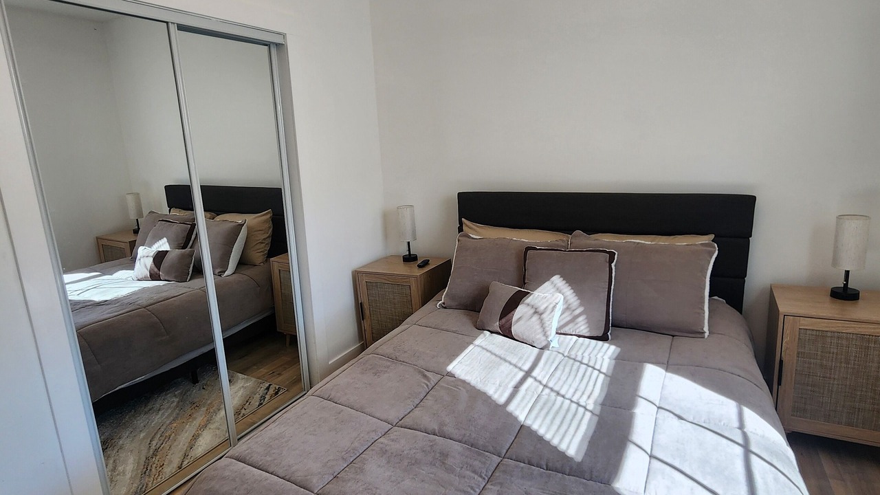 Photo of Bedroom in Metropolis