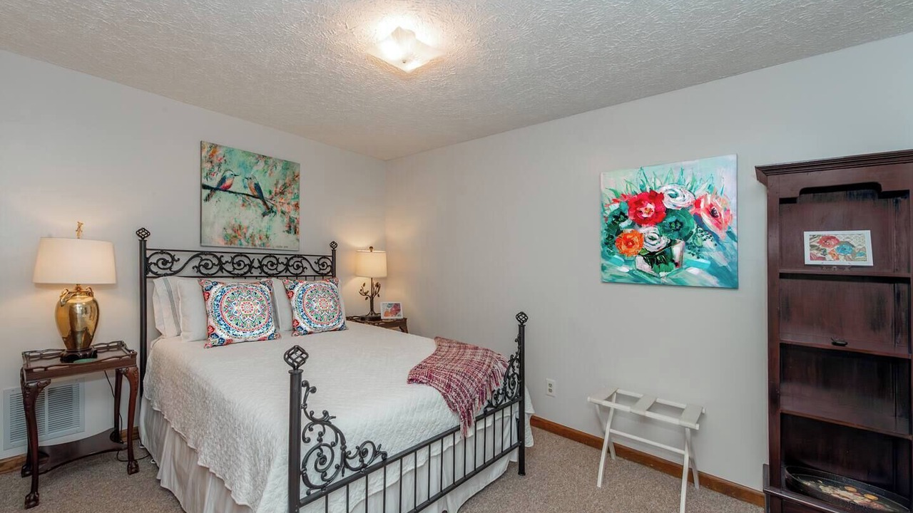 Photo of Bedroom in Eagleton Village