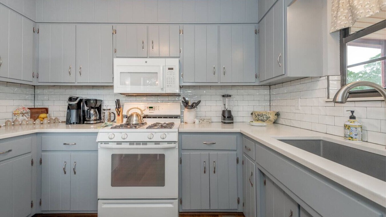 Photo of Kitchen in Eagleton Village