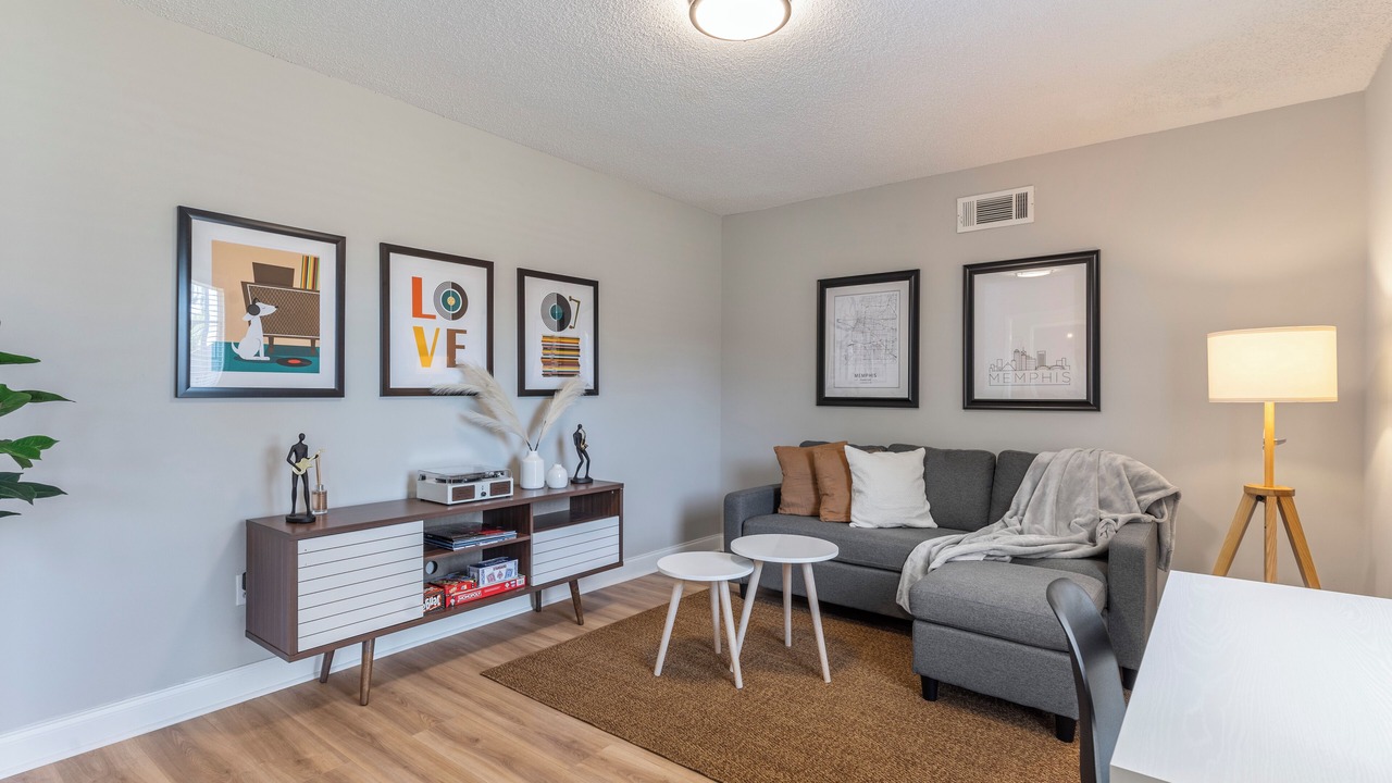 Photo of Livingroom in Ellendale