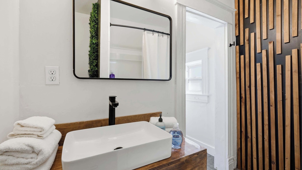 Photo of Bathroom in Beechmont