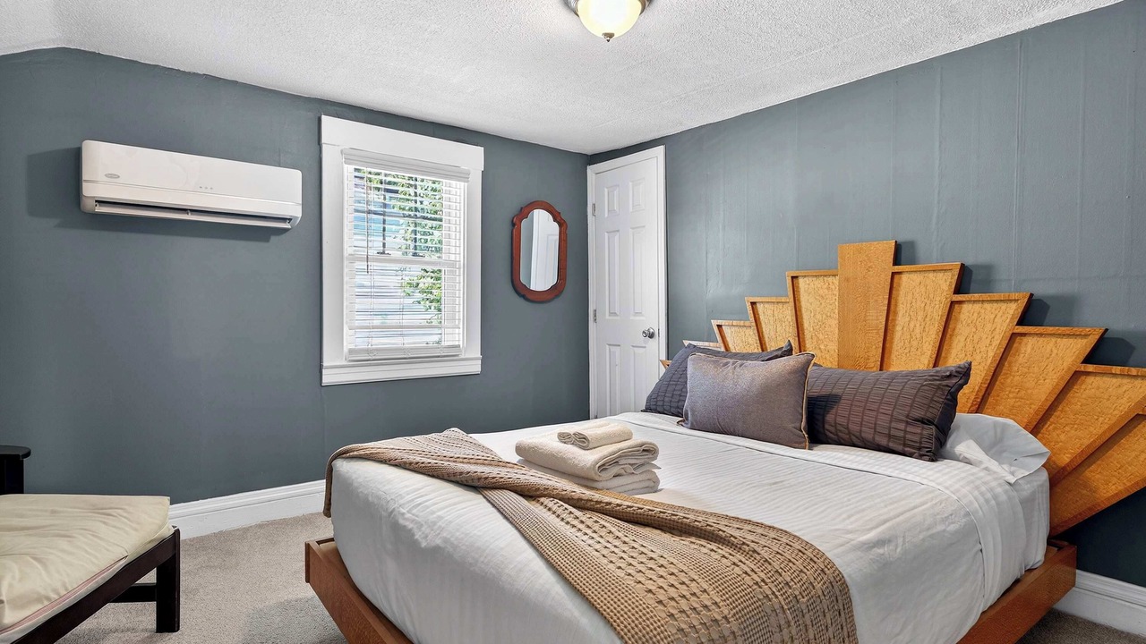 Photo of Bedroom in Beechmont
