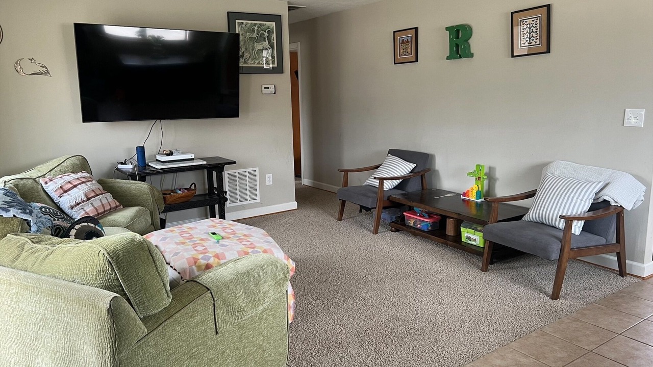 Photo of Livingroom in Hillcrest