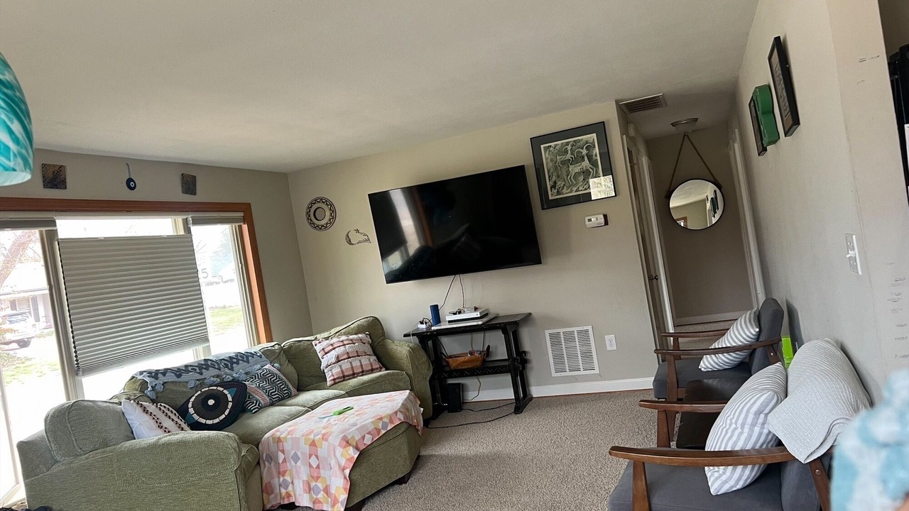 Photo of Livingroom in Hillcrest