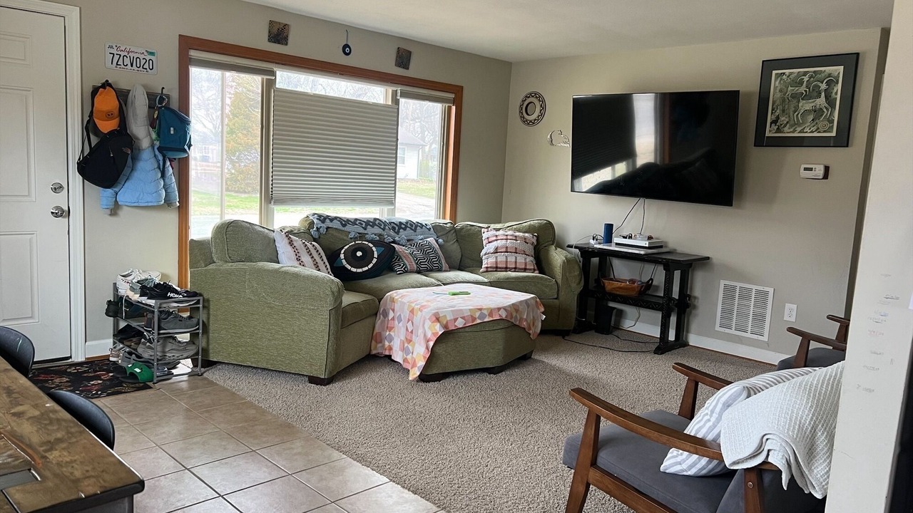 Photo of Livingroom in Hillcrest