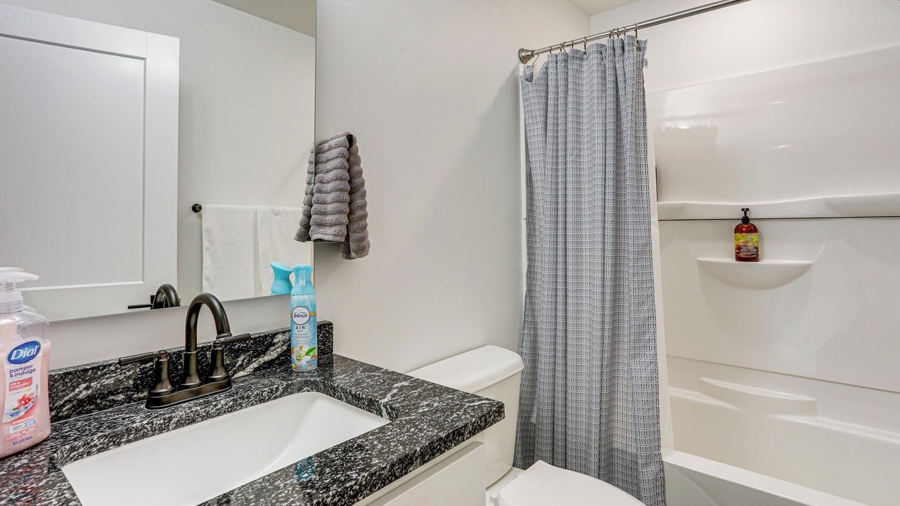Photo of Bathroom in Van Buren