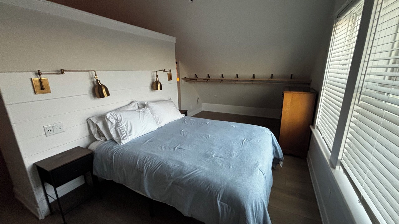 Photo of Bedroom in Smithville