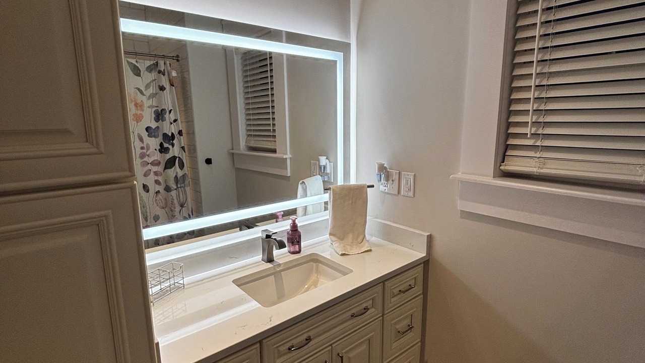 Photo of Bathroom in Smithville
