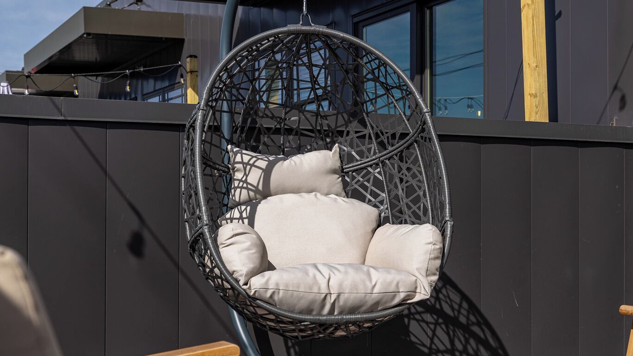 Photo of Patio Balcony in Hadley - Washington