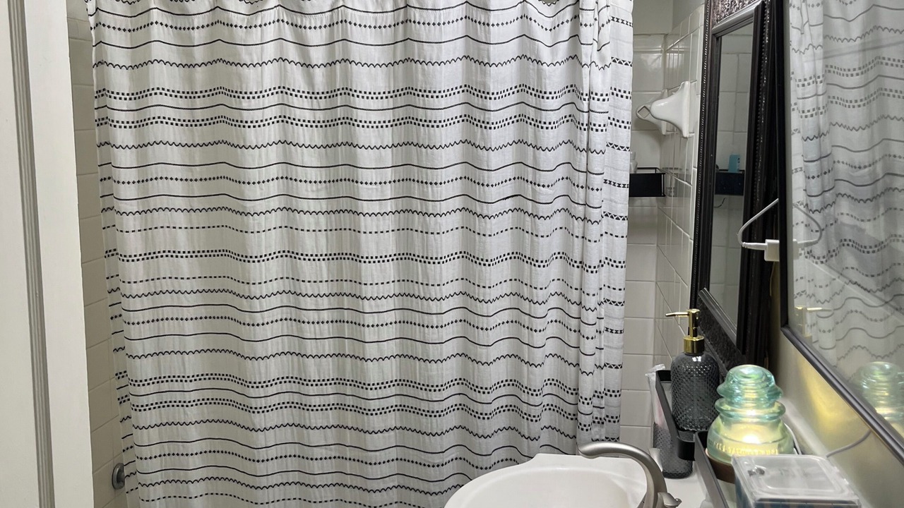 Photo of Bathroom in Central Gardens