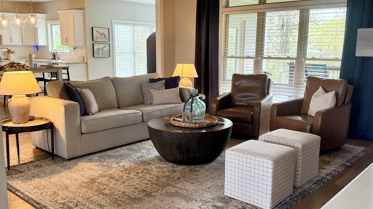 Photo of Livingroom in Crestwood