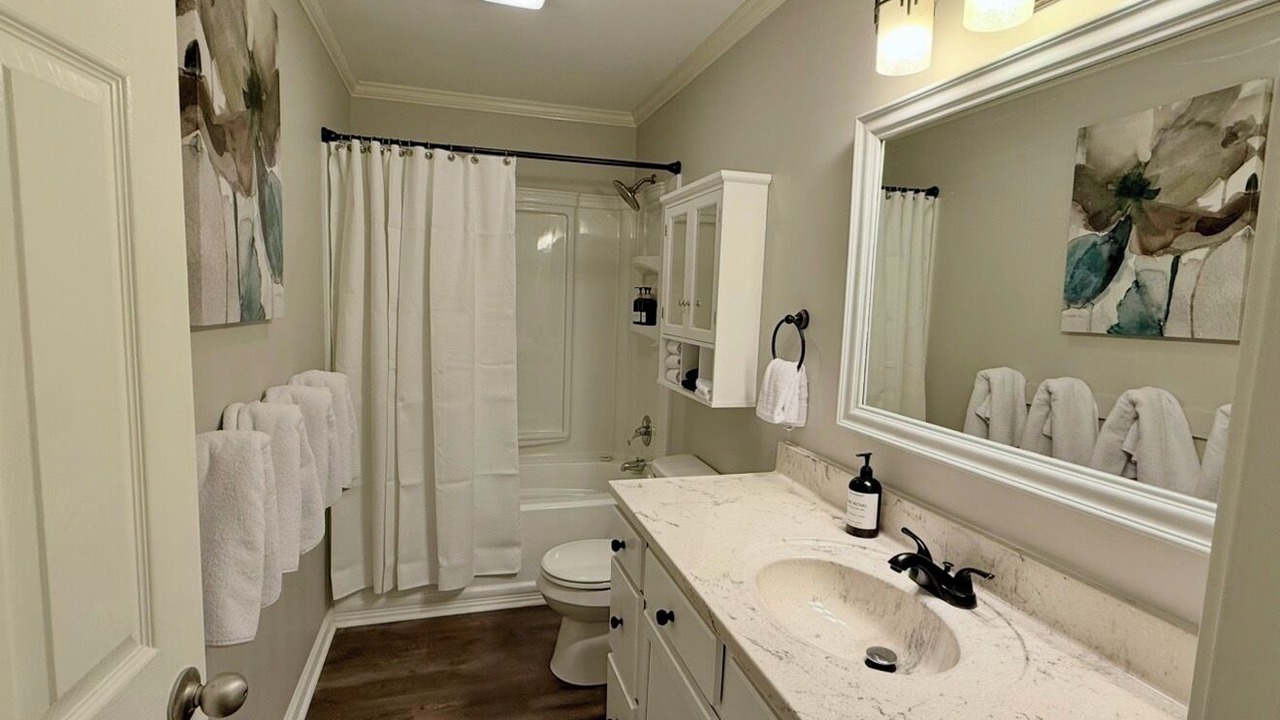 Photo of Bathroom in McKenzie