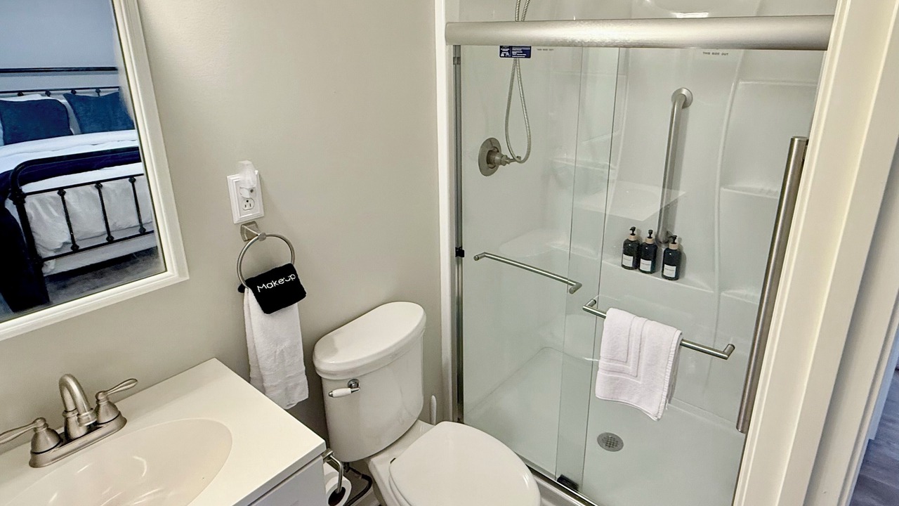 Photo of Bathroom in McKenzie