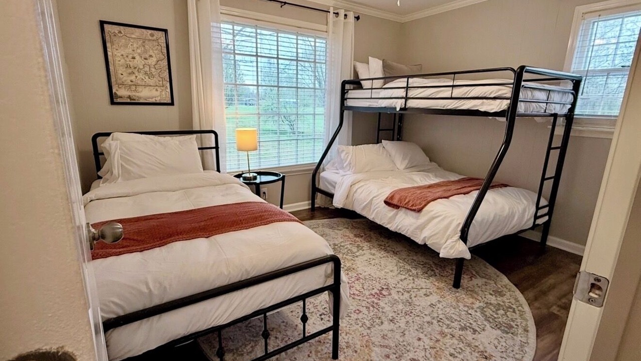 Photo of Bedroom in McKenzie