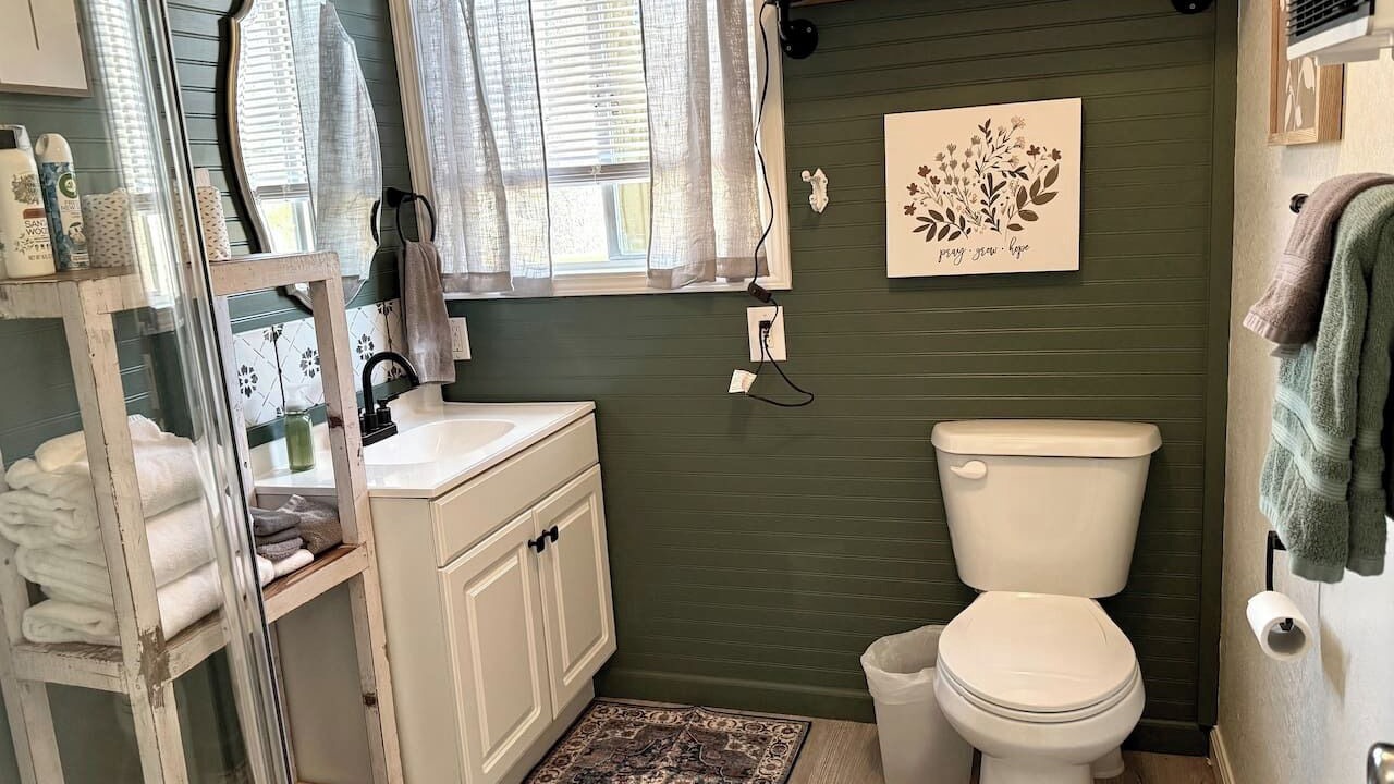 Photo of Bathroom in Branson