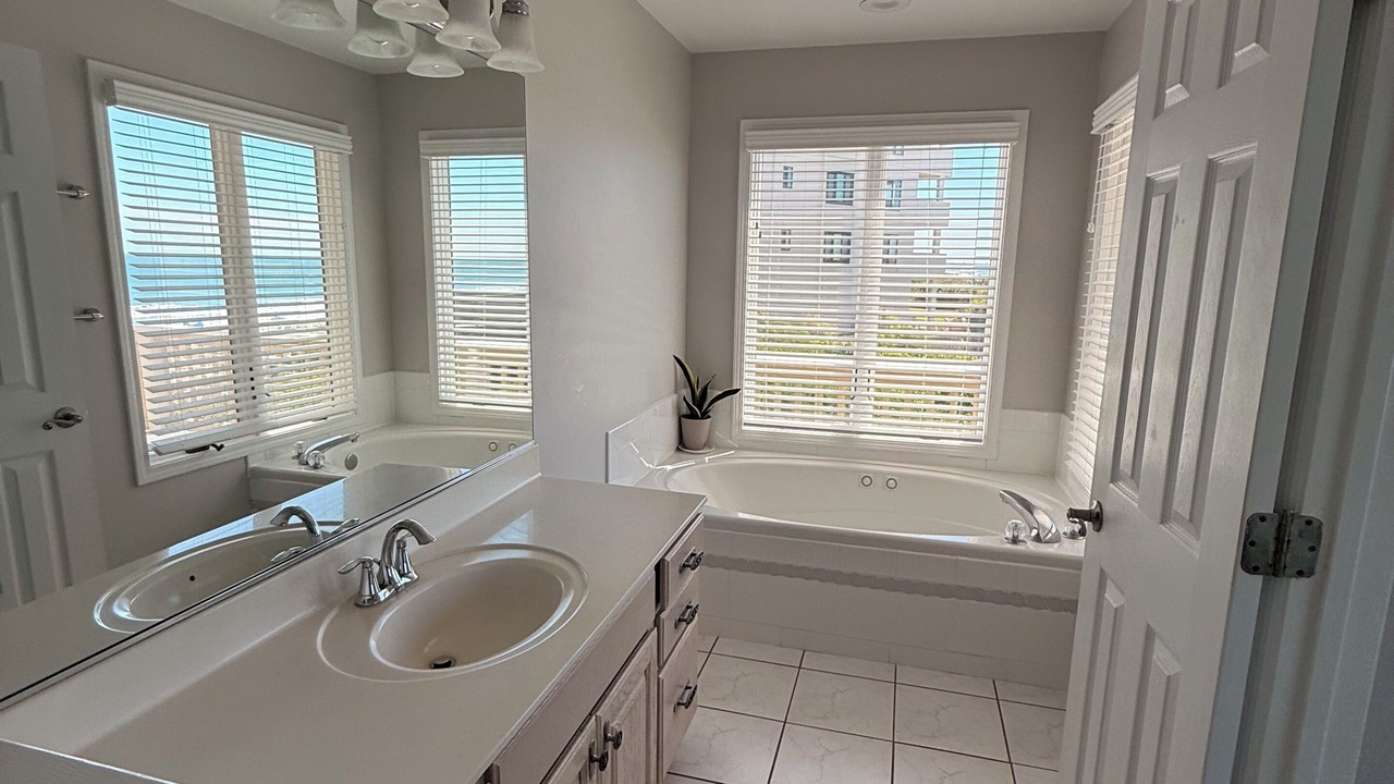 Photo of Bathroom in Emerald Isle