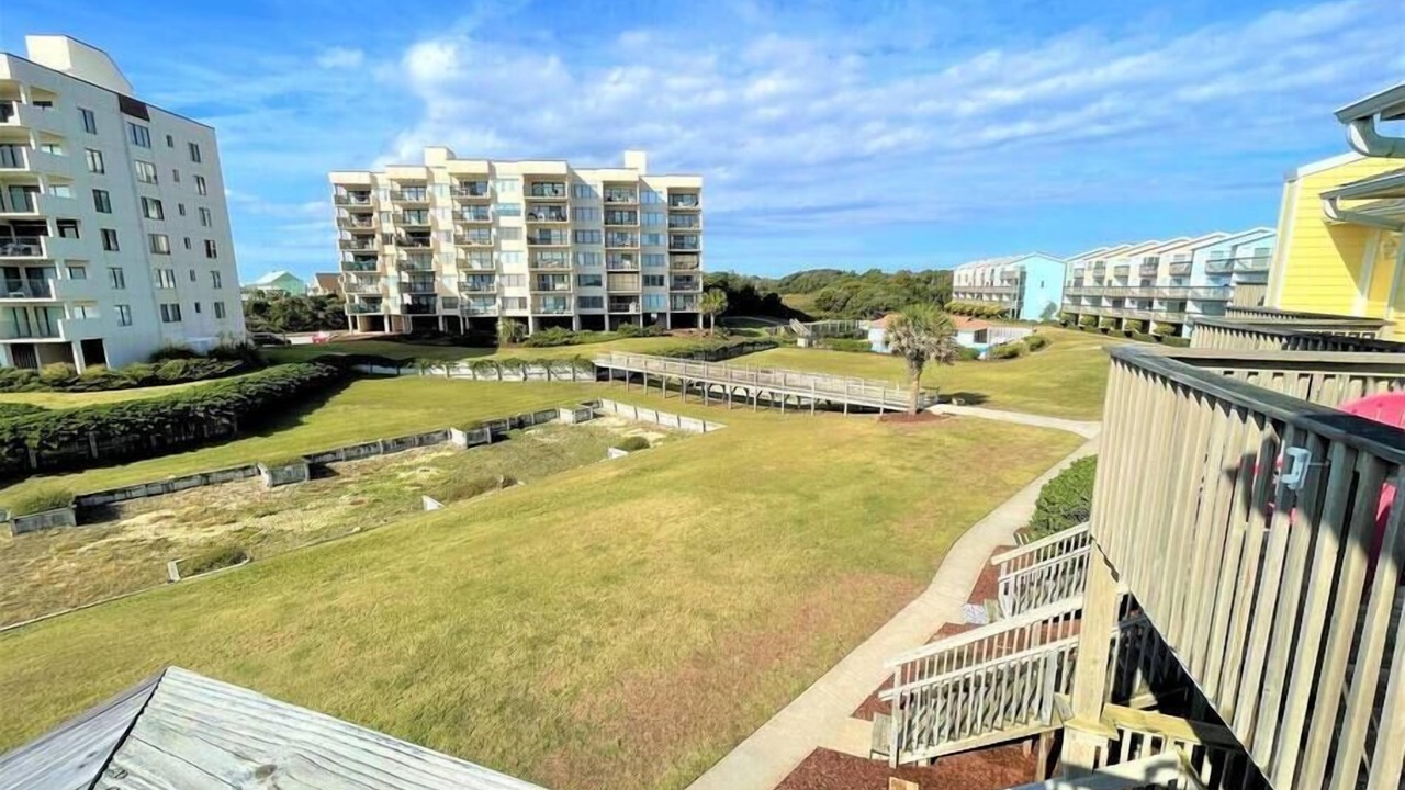 Photo of Others in Emerald Isle