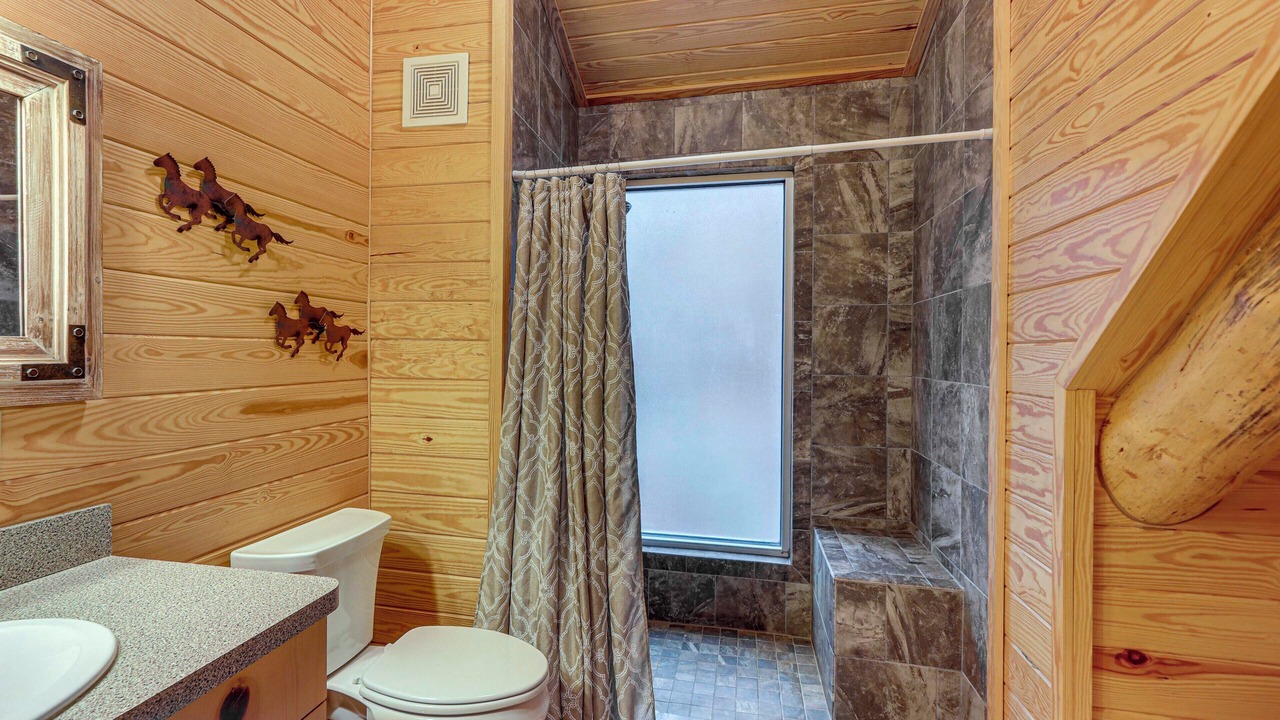 Photo of Bathroom in Tennga