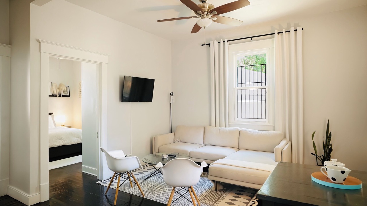 Photo of Livingroom in Old Louisville