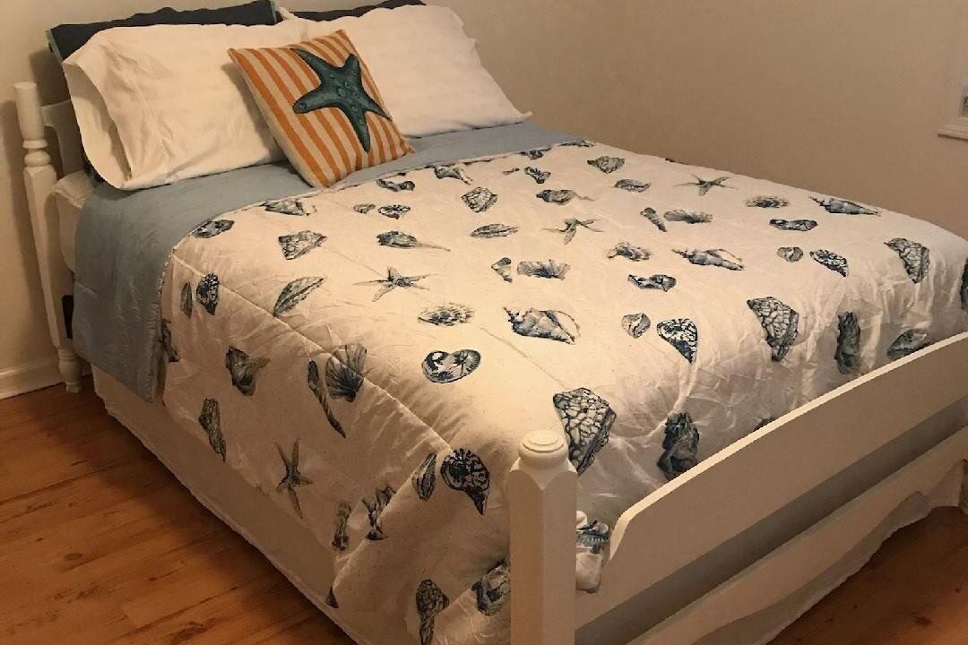 Photo of Bedroom in Harkers Island