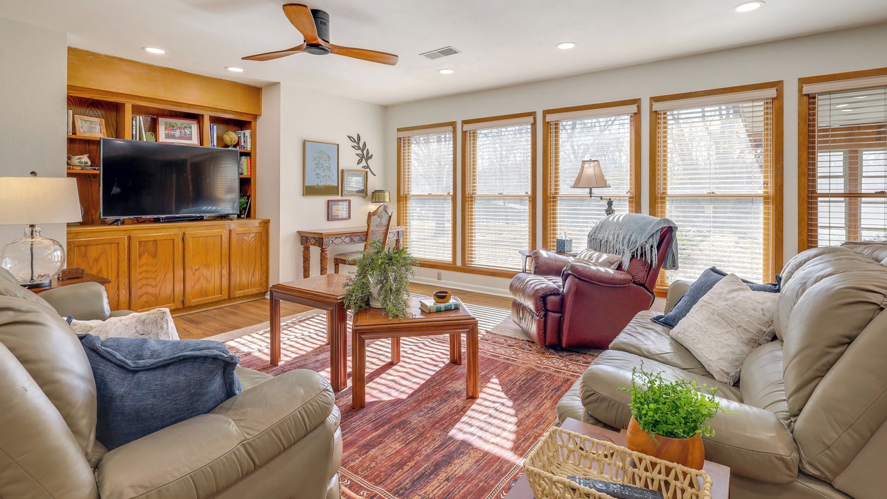Photo of Bedroom in Swinging Bridge Village