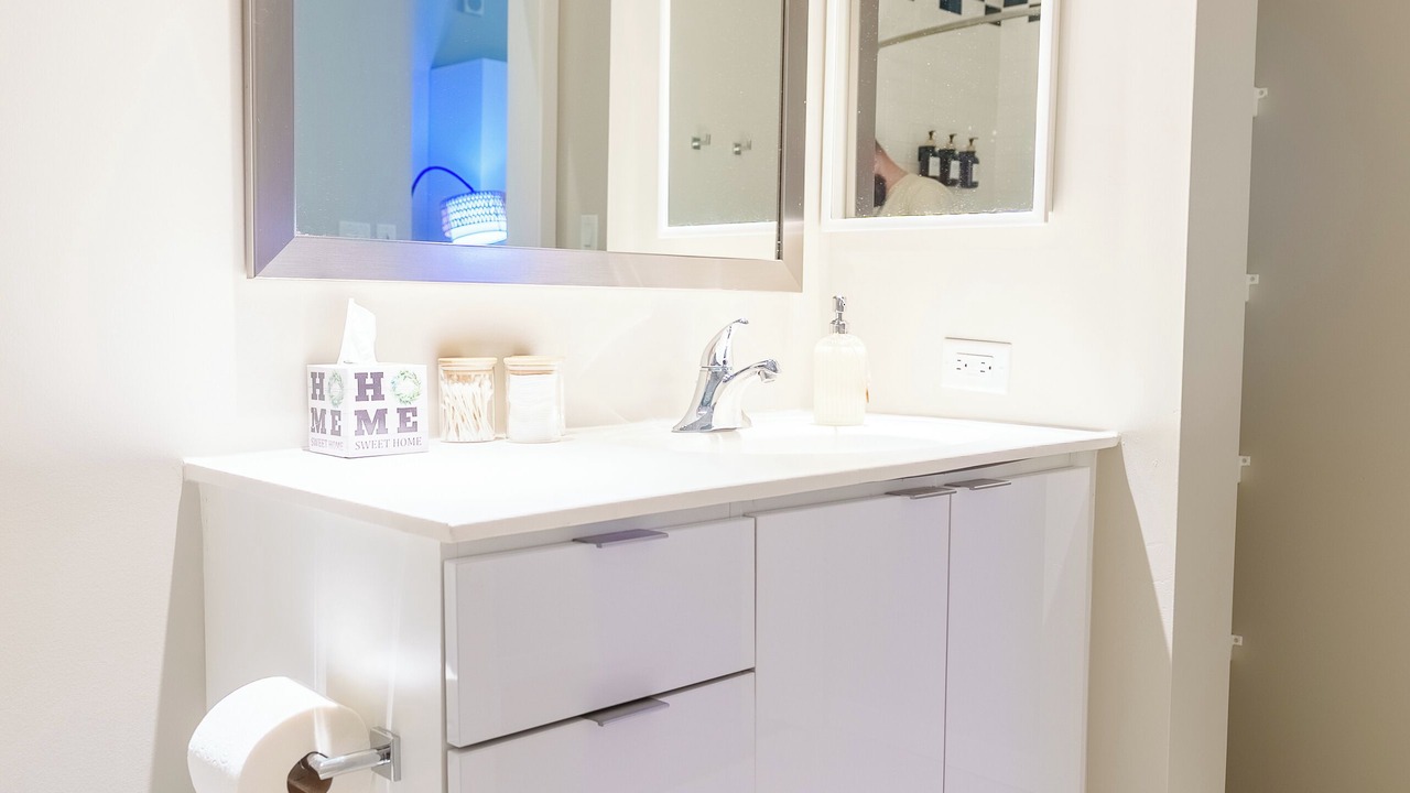 Photo of Bathroom in Central Business District